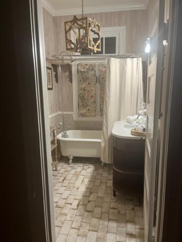 Jenny'S Downtown Hideaway Bed And Breakfast Лорел Экстерьер фото
